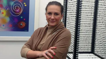 Un celebru designer vestimentar din Romania revolutioneaza lumea modei. Tocmai a lansat rochia de DIVORT!