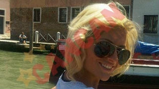 Delia a facut pictorial gondolierilor din Venetia