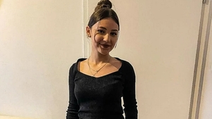 O româncă de 16 ani a murit sub ochii prietenilor. Beatrice filma un video pentru TikTok când s-a întâmplat tragedia