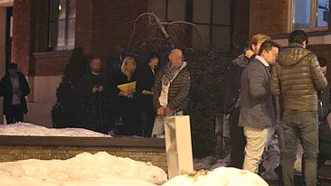 I-a şocat pe clienţii clubului: cum a fost filmat un”glumeţ” la 4 dimineaţa. S-a desfăcut la şlit în faţă la LOFT şi… s-a uşurat în scrumieră!