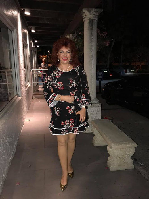 Carmen Harra și-a recuperat casa de la hoți cu tot cu datoriile lor: farfurii de aur, obiecte de artă și garderobă de lux! Dar…