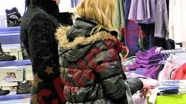 Raluca Sandu cumpara hainute scumpe la reduceri