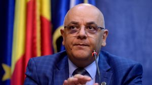 Cine îl așteaptă acasă pe Raed Arafat? Dezvăluiri despre viața personală a șefului DSU