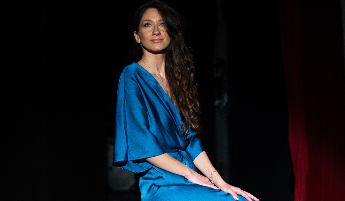 Ioana Dichiseanu a lansat  primul album de muzică fado din România