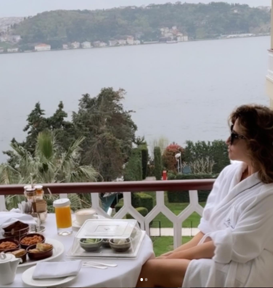 Claudia Pătrășcanu se pregătește de vacanță (Foto: Instagram)