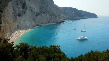 Cât costă dacă vrei să te dai cu parapanta în Lefkada, Grecia? De necrezut câţi bani scot din buzunar românii pentru această experienţă
