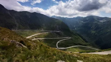 Șoseaua splendidă din România pe care puțini o știu! Este mai spectaculoasă decât Transfăgărășan