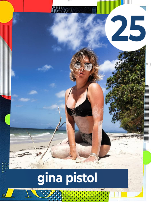 Top 30 sexy-vedete „prinse” în „buza” mării sau pe marginea piscinei