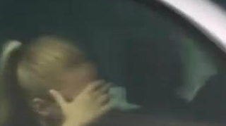 VIDEO  Andreea Antonescu, sfarsita de durere la inmormantarea tatalui iubitului ei
