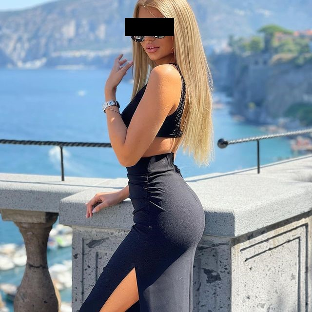 "Prințesica Turbo", în vacanță, mulată toată (Foto: Instagram.com)