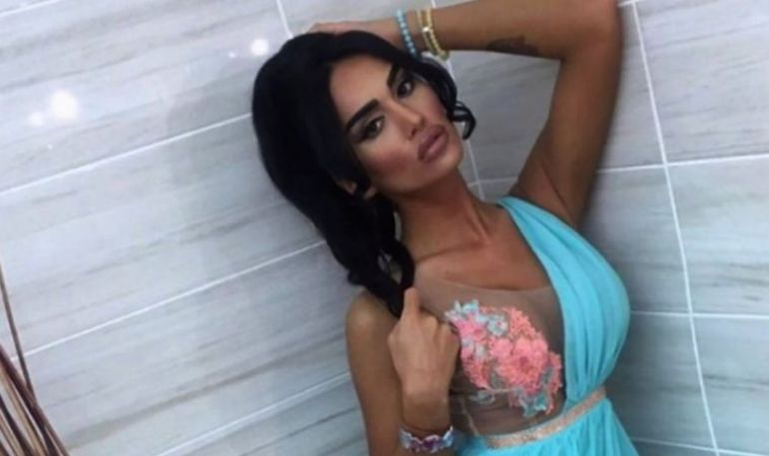 Margherita de la Clejani a șocat o țară întreagă: a luat pământ de pe 9 morminte să-și facă mască pentru față! FOTO