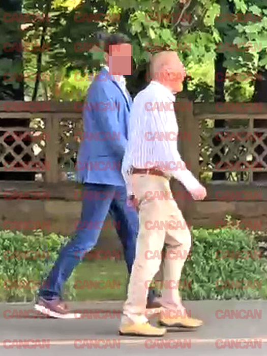 Emil Constantinescu a atras atenția celor din jur