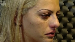 Nicoleta Gută a ajuns la capătul puterilor! Si-a cerut iertare de la tatăl ei plângând: "Imi lipsesc cei doi copii"