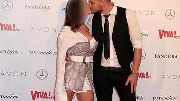 Răzvan Botezatu şi-a sărutat colega la o petrecere! Raluca Dumitru i-a luat la rost: E corect?