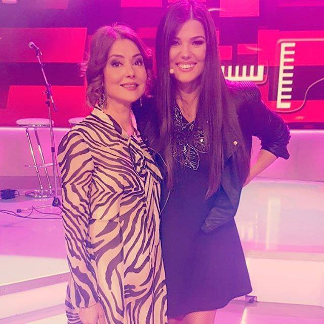 PAULA SELING a reuşit să scape de kilogramele în plus! Uite cum arată acum cântăreaţa
