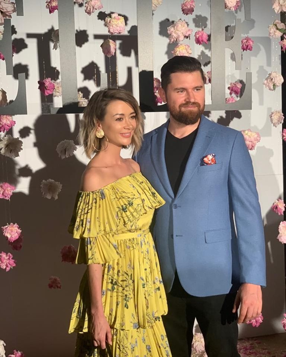 Raluca de la Bambi s-a despărțit de Emil, bărbatul cu care s-a iubit mai bine de un an. Artista a spus când s-a produs ruptura. EXCLUSIV