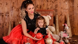 Sânziana Buruiană, transformată după schimbarea de look. Anunţul cu care le-a înfuriat pe mame: "Fac un concurs de frumuseţe pentru fetiţe: să fie coafate, machiate şi..."
