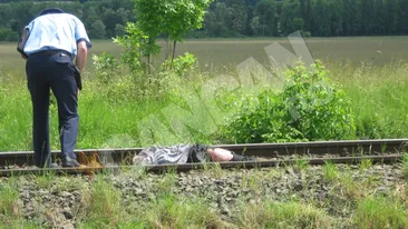 O brasoveanca de 49 de ani s-a aruncat in fata trenului!