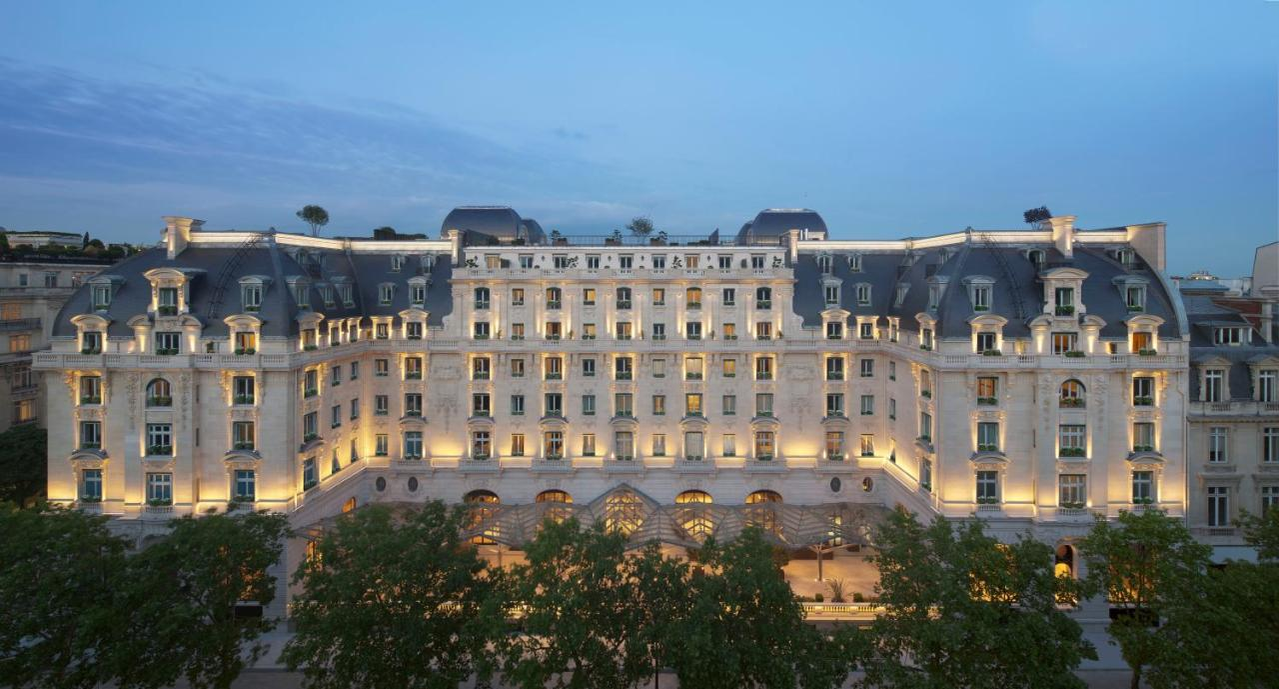 Hotelul The Peninsula a fost construit în 2004/ Sursă foto: booking.com