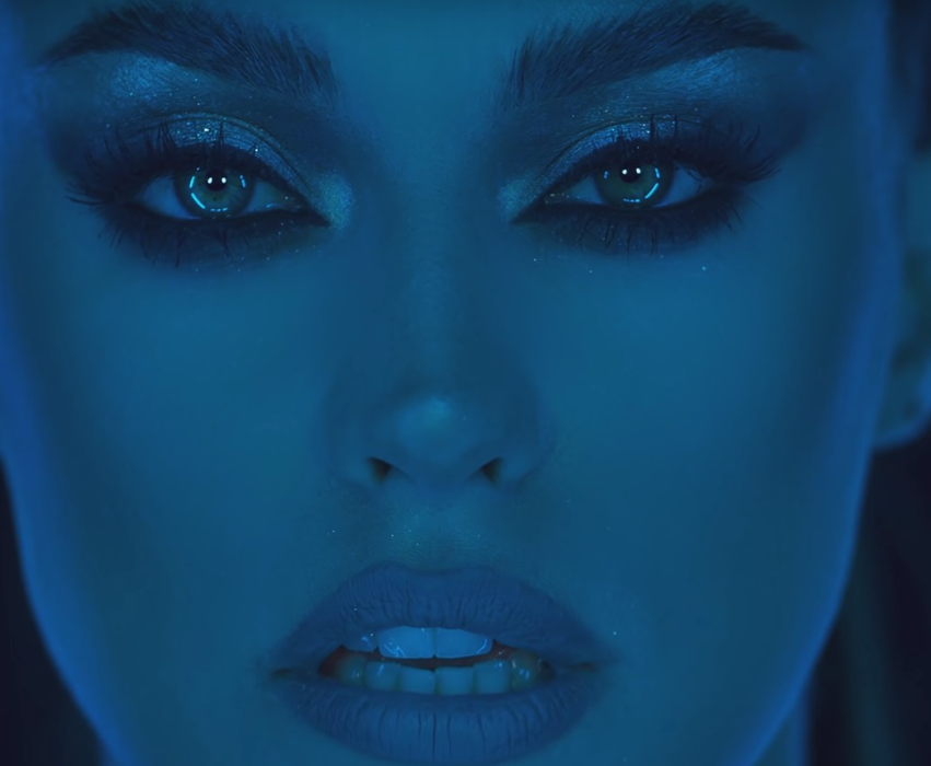 Antonia, fără lenjerie intimă în noul videoclip. Vezi imaginile