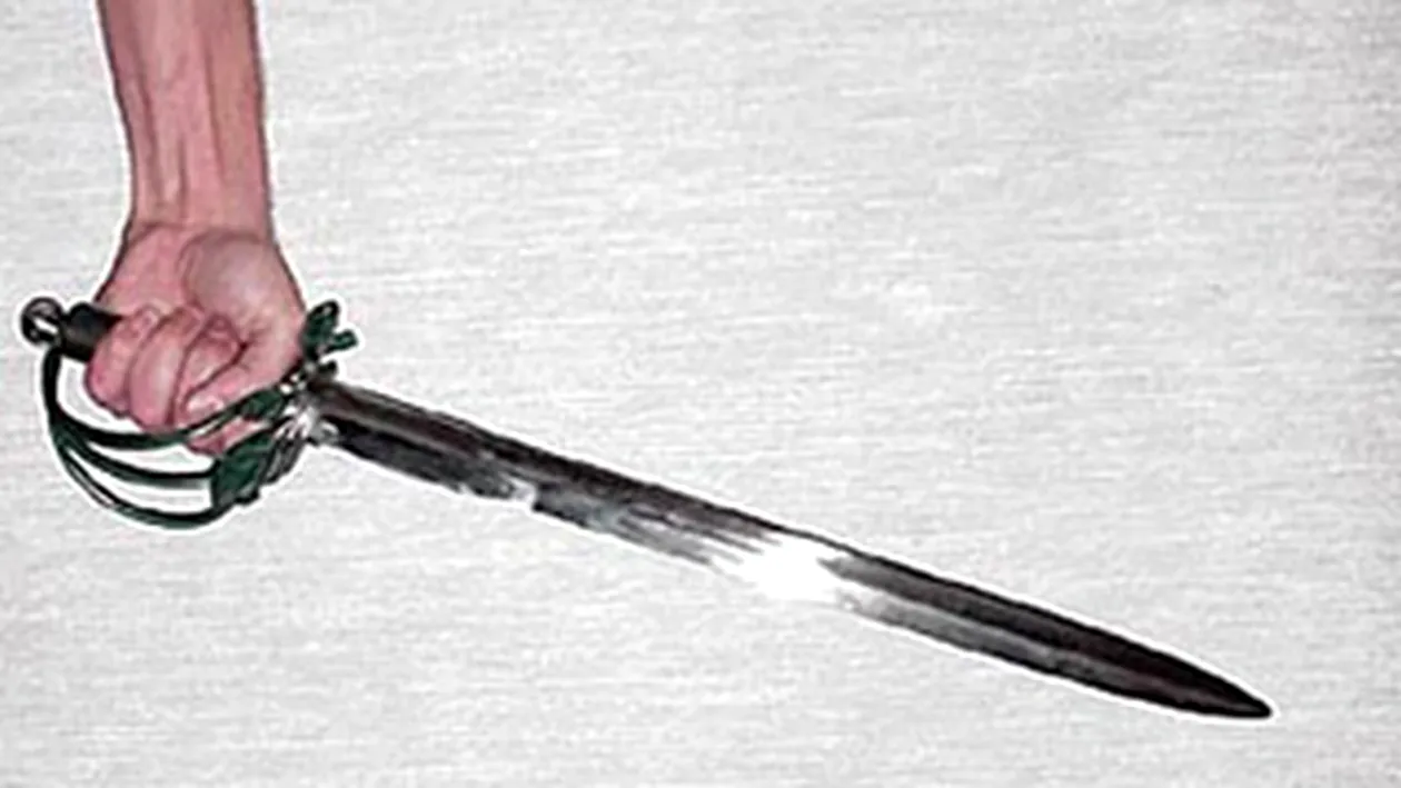 Reglare de conturi la Vaslui! Recuperator, taiat cu sabia de datornic