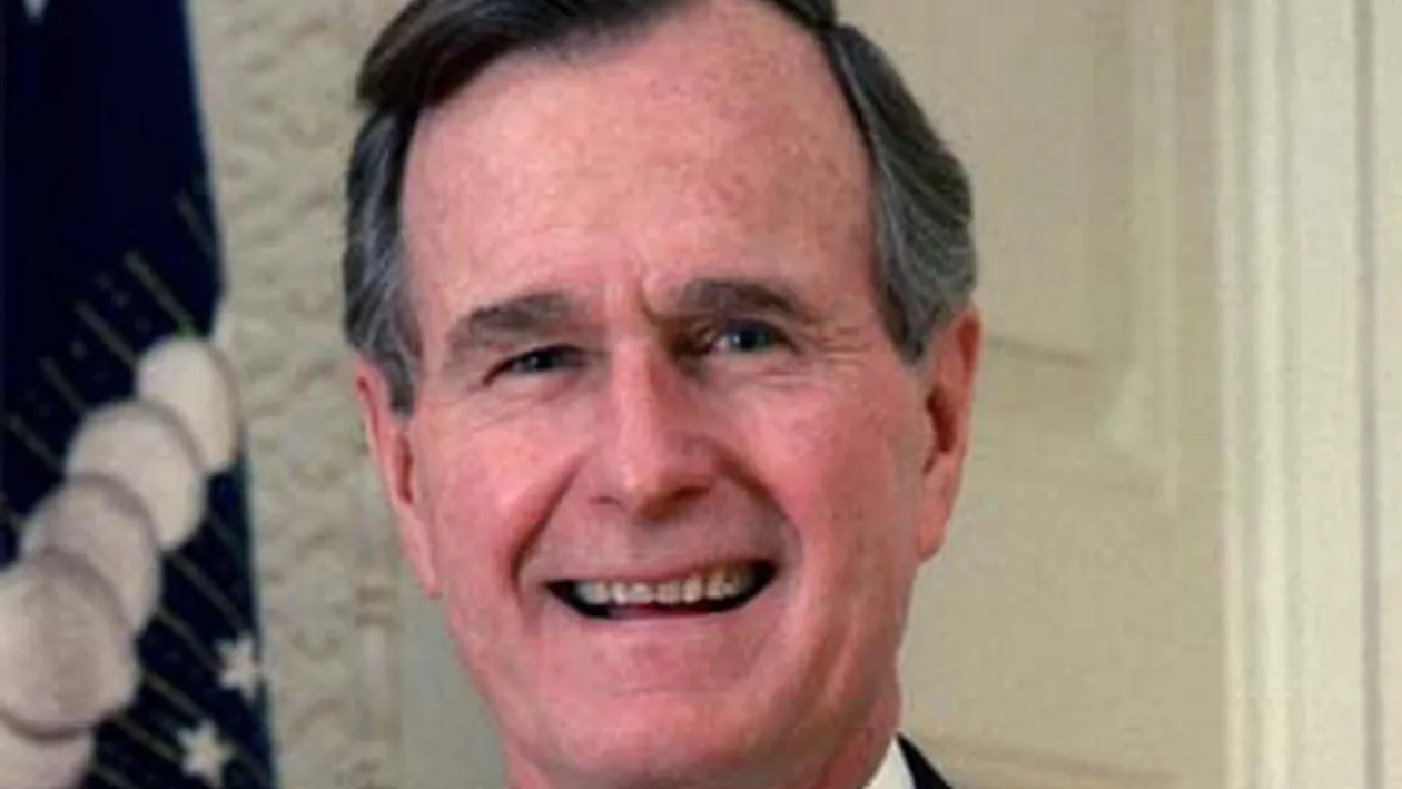 GAFA MONUMENTALA facuta de Bush tatal. I-a transmis condoleante familiei lui Nelson Mandela