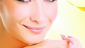 Straluceste in lumina soarelui. Ce tehnici de cosmetica si machiaj te ajuta sa ai un ten mai luminos