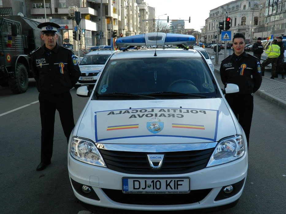 Polițiștii locali l-au predat pe autorul furtului colegilor lor de la IPJ Dolj