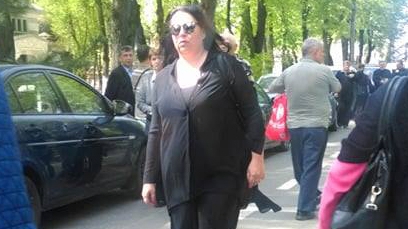 Cum a apărut Oana Roman la înmormântarea Ionelei Prodan!