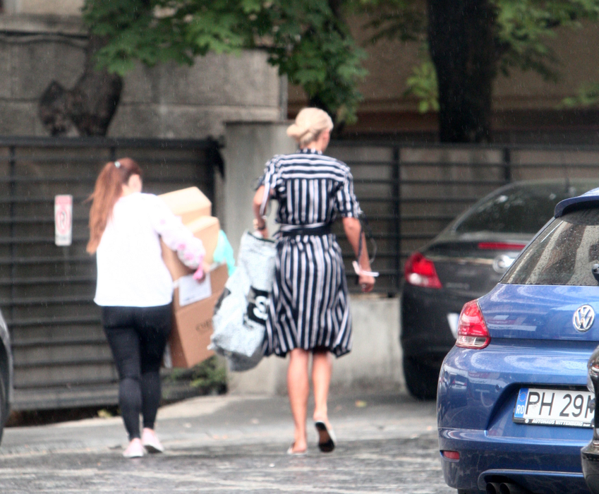 De la emisiune, Bianca s-a oprit la atelier, pentru a rezolva chestiuni urgente
