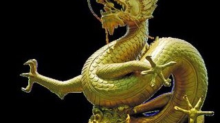 Dragonii iti apara casa!