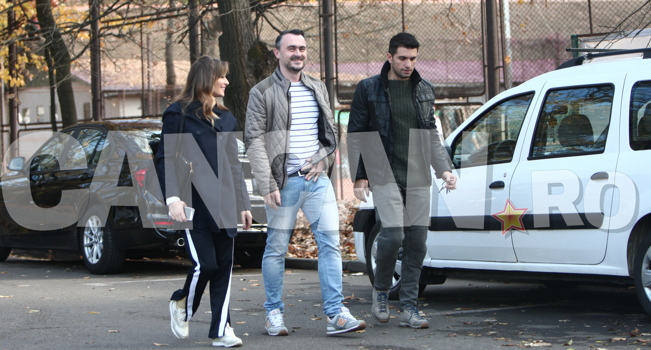 Imaginile care o dau de gol pe Laura Cosoi! Îşi ascunde burtica de graviduţă?!