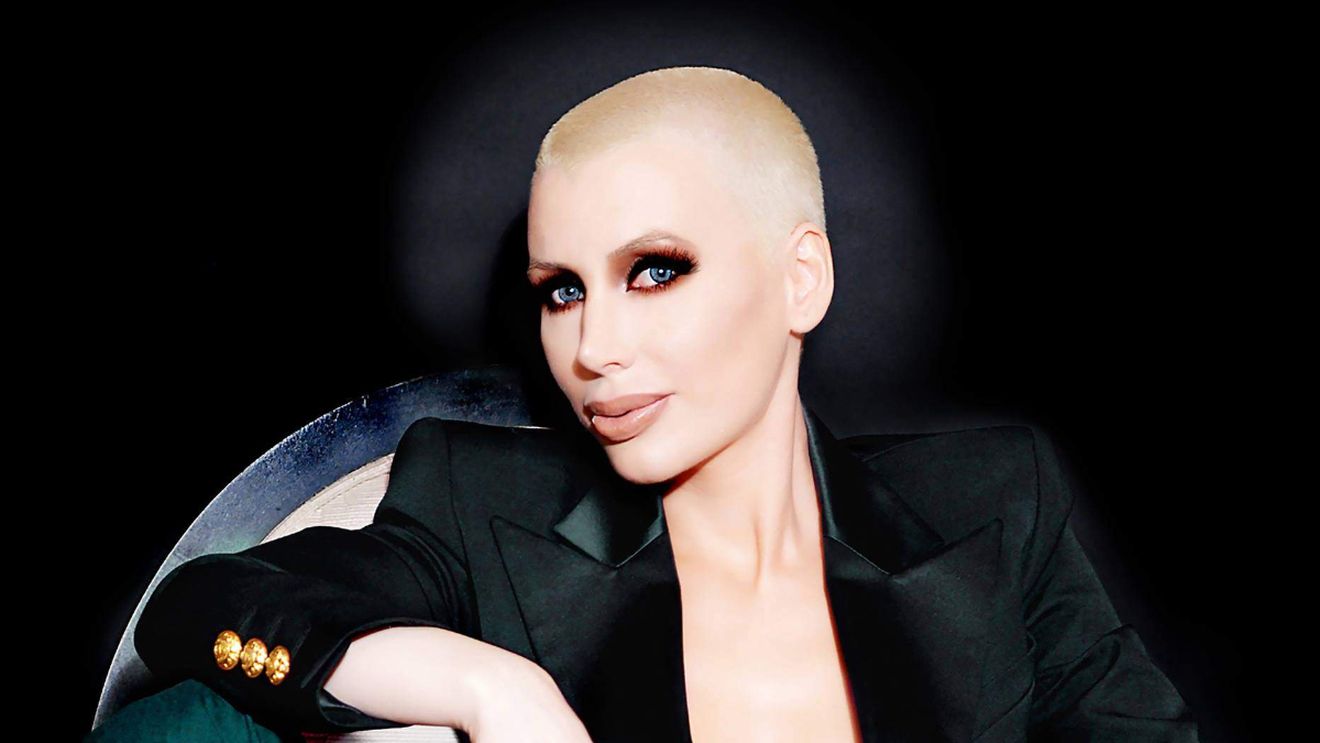 Ce mai face Cătălina Toma, solista care cucerea România în anii '90 cu stilul ei. La 45 de ani anunță că s-a reinventat