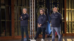 Antena 1 i-a "distrus" pe Scărlătescu, Dumitrescu şi Bontea în noul sezon. Imaginile i-au scandalizat pe fani: "Să vă fie ruşine! V-aţi bătut joc de cei trei chefi"