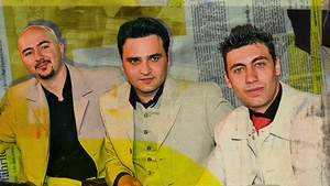 Vă mai aduceți aminte de Ro-Mania? Au părăsit trupa, s-au dedicat vieții de familie, dar nu s-au lăsat nici de muzică!