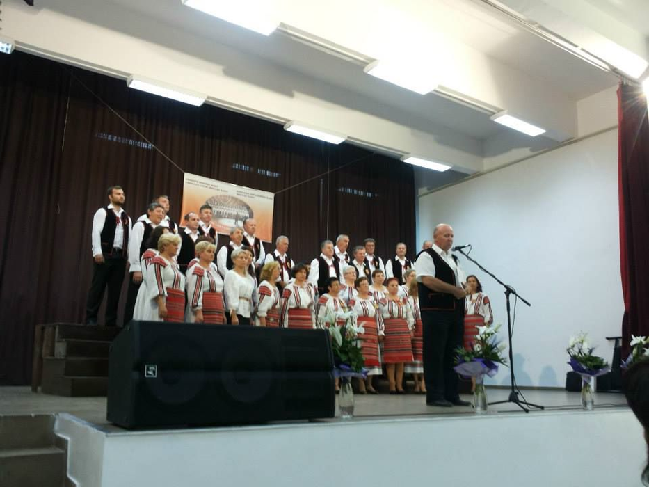 Profesorul Ioan Petrovici a cucerit Europa alături de corurile pe care le-a dirijat