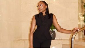 Doliu în televiziune! Prezentatoarea TV a murit după ce a sărit de la etajul 3, ca să scape de hoții care i-au intrat în casă