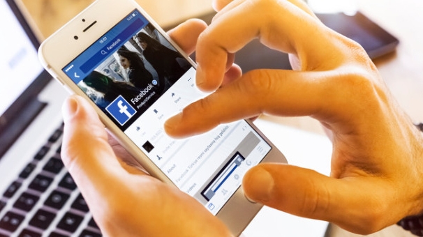 Ţara care ar putea interzice Facebook de anul viitor! Motivul este incredibil