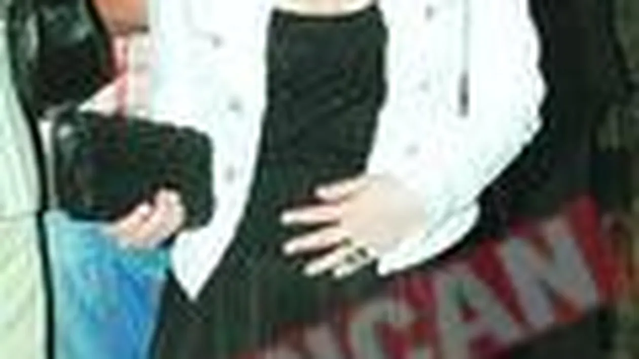 Sandra Stoicescu si fostul iubit, hartuiti pe internet