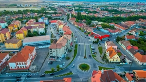 Orașul mic din România în care toți tinerii vor să se mute. Își găsesc rapid locuri de muncă bine plătite