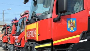 Pompier din Dâmbovița, reținut pentru luare de mită. Ar fi cerut 5.000 de lei pentru a scăpa o firmă de o amendă de 50.000 de lei