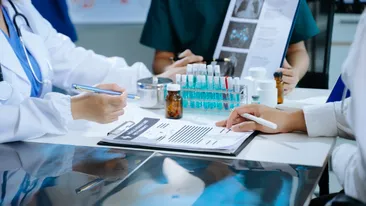 Analiza banală care arată riscul de infarct. Mulți români o fac prea târziu