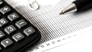 Taxa care poate dispărea la finalul lui 2025! Vești incredibil de bune pentru românii din această țară