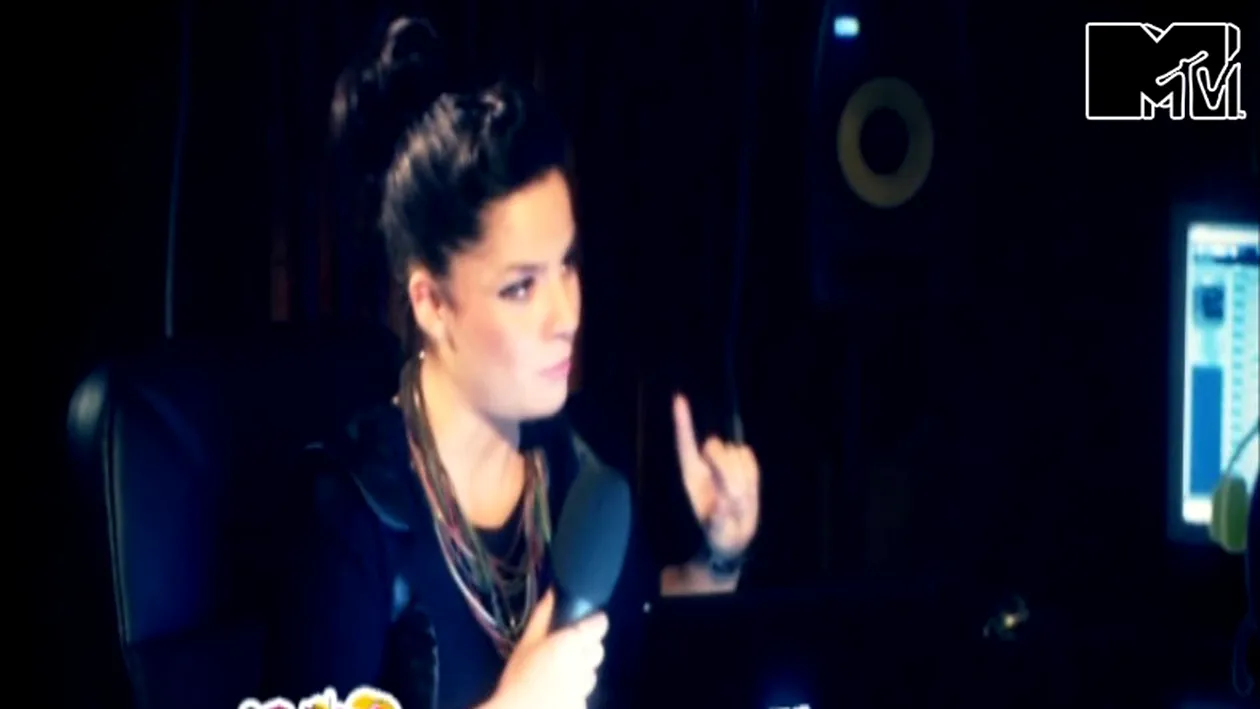 Oana Tache prezinta in noua emisiune MTV „DJ'S@WORK” fata nevazuta din spatele hiturilor de succes