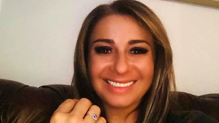 Anamaria Prodan s-a pozat goală, în pat! Reacţia fanilor: „Mai jos?”