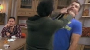 Bătaie în Fermă! Kamara a sărit în gâtul lui Pastramă, și doar Smărăndescu a putut să-i despartă