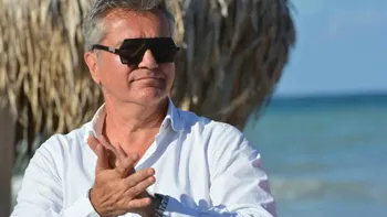 Dan Bittman a plâns în fața publicului, în timpul unui concert. Artistul a fost copleșit de emoții