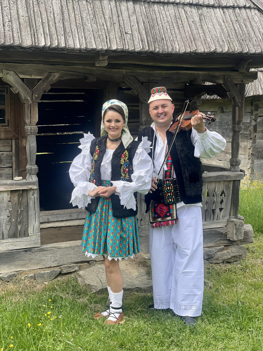 Vasilică și Amalia, un cuplu de artiști fericiți (Foto: Facebook)