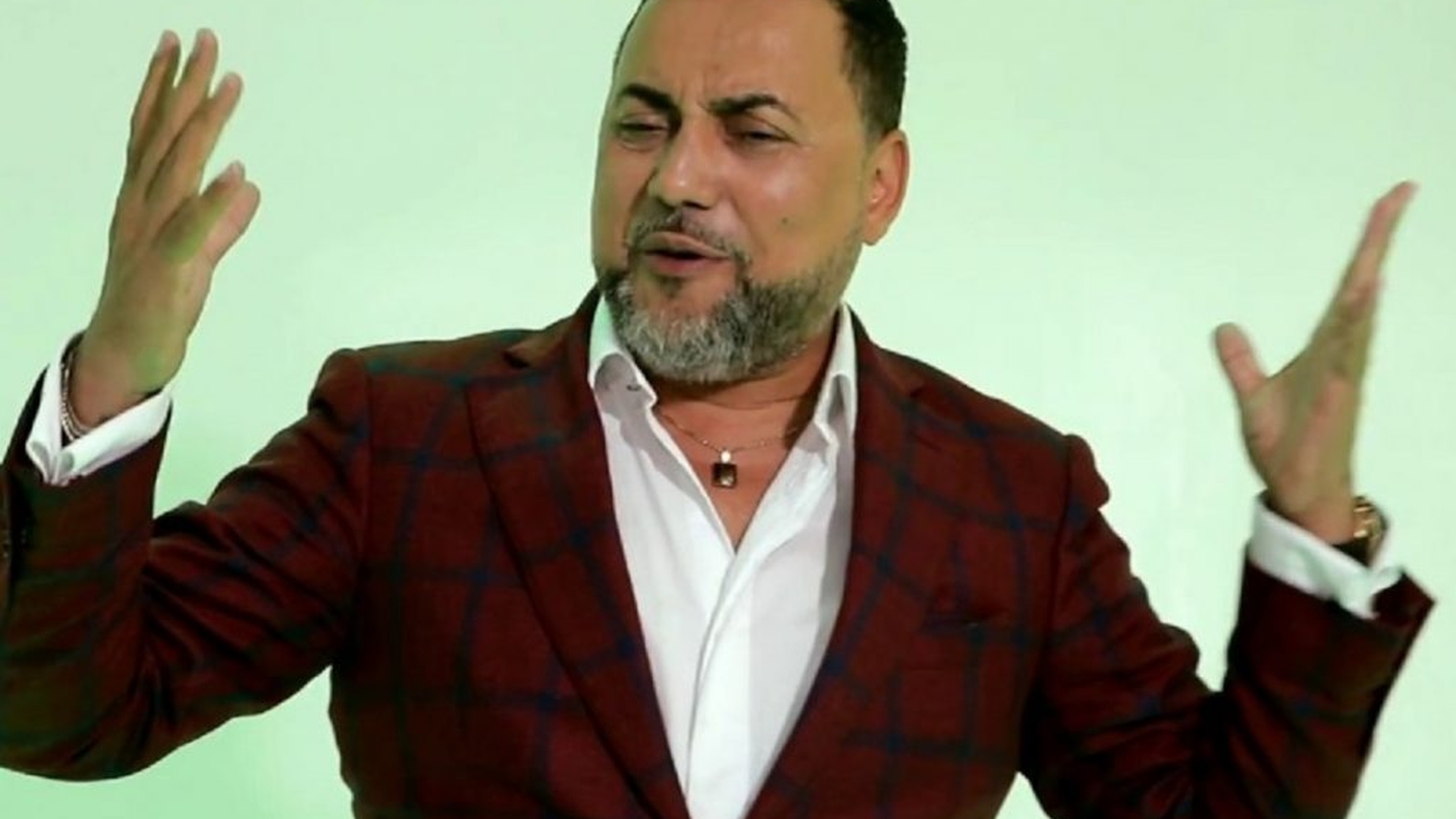 Pariu că nu-ți mai amintești! Cum arăta Sorinel Puștiu, la debutul în lumea manelelor