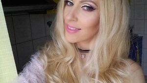 O cântăreaţă de la noi a anunţat că e bolnavă! Ce i-au spus medicii: „Nu pot să...“